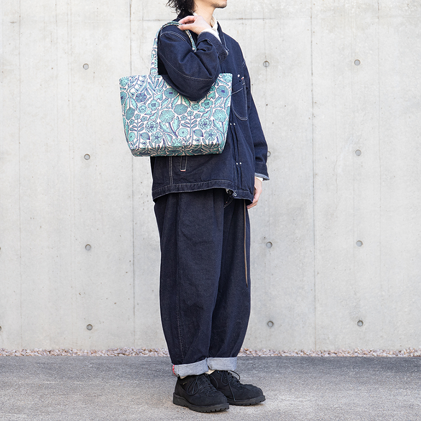 鹿児島睦×一澤信三郎帆布 「花:みずいろ」 | 一澤信三郎帆布 鹿児島睦×一澤信三郎帆布 「花:みずいろ」 | 一澤信三郎帆布