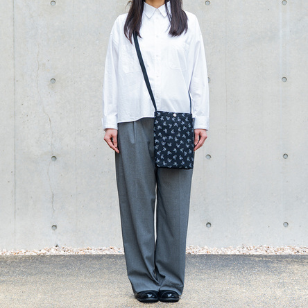 monogram / Black × Black / model: 160 cm