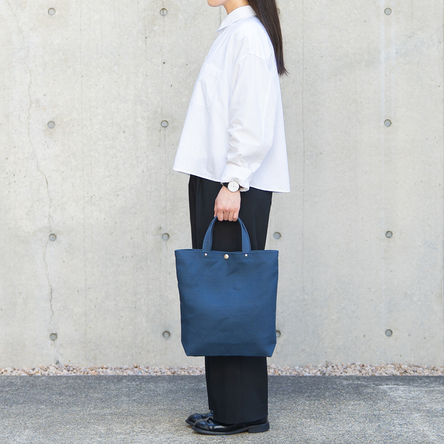 青麻 / モデル: 160 cm