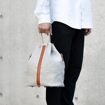Off-white / Linen × Beige / model: 175 cm
