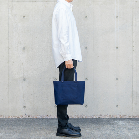 紺 / モデル: 175 cm