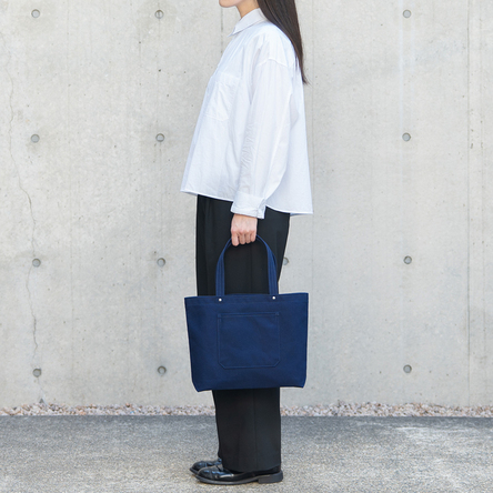 紺 / モデル: 160 cm