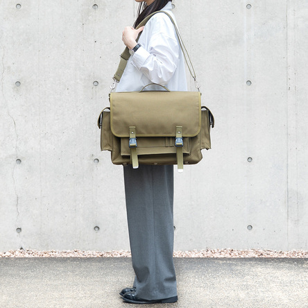 Olive-green × Olive-green / model: 160 cm