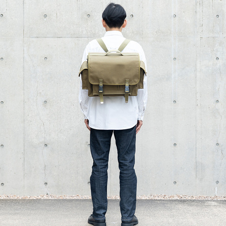 Olive-green × Olive-green / model: 175 cm