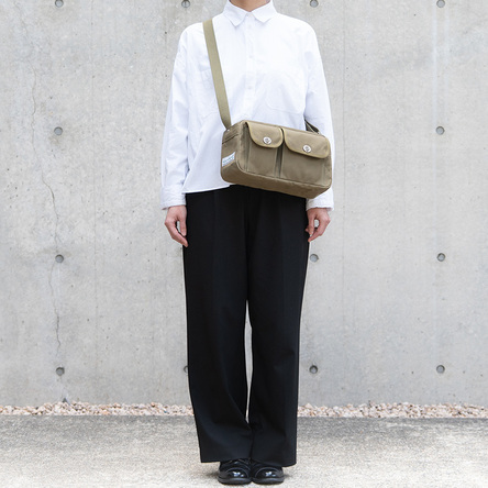 Olive-green × Olive-green / model: 160 cm