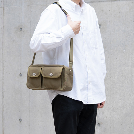 Olive-green × Olive-green / model: 175 cm