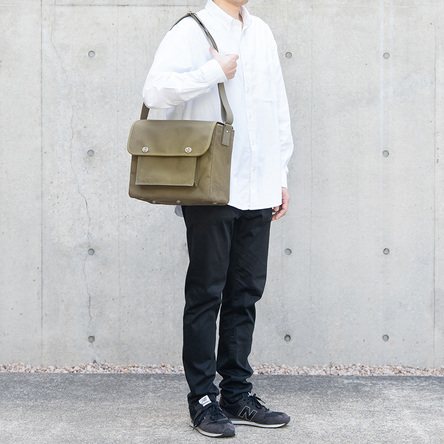 Olive-green × Olive-green / model: 175 cm