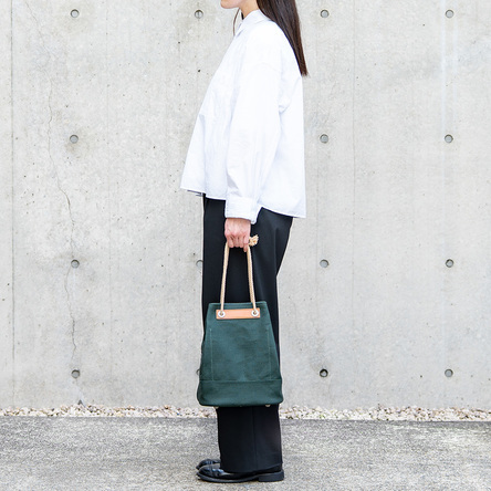 緑麻 / モデル:160 cm