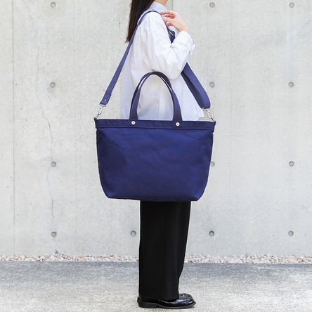 紺 / モデル: 160 cm