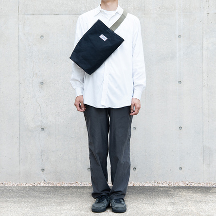 Black × Olive-green / model: 180 cm