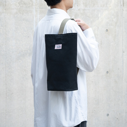 Black × Olive-green / model: 180 cm