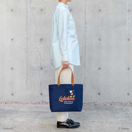 紺 × レンガ / モデル: 165 cm