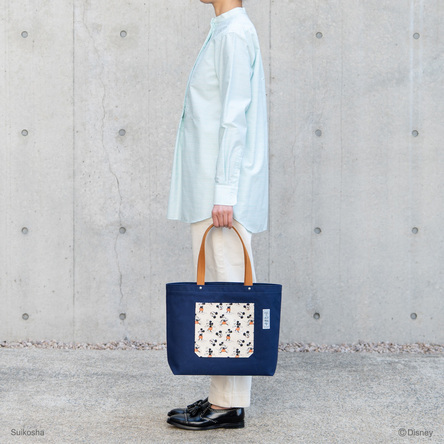 紺 × レンガ / モデル: 165 cm