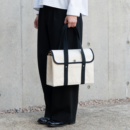 Off-white × Black【Interior: Sarasa】 / model: 160 cm