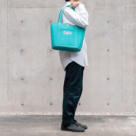 あさぎ / モデル: 180 cm