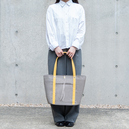 Gray × Yellow / model: 160 cm