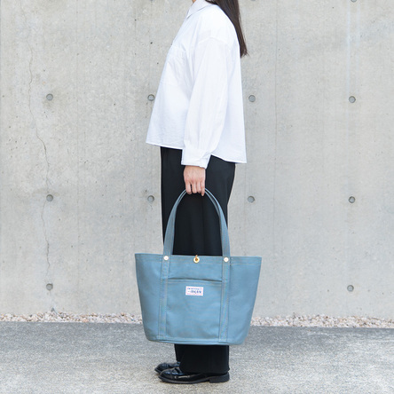 Blue-gray / model: 160 cm