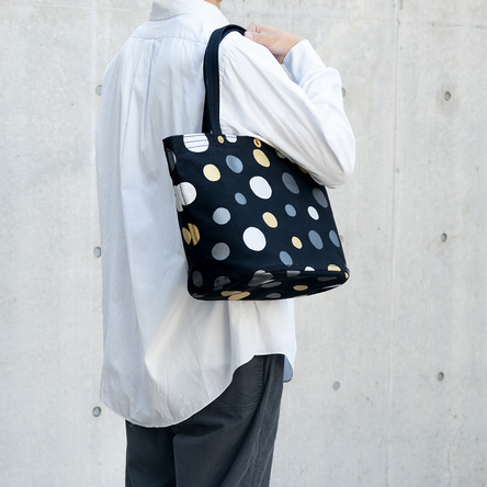 Hitotsuki × Black / model: 180 cm