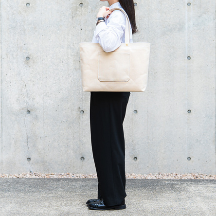 Off-white / model:160 cm