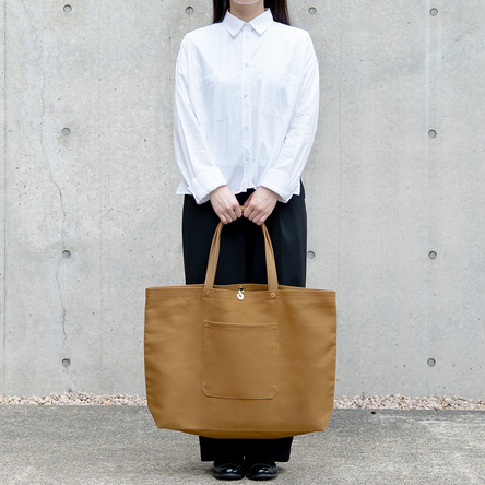 茶麻 / モデル: 160 cm