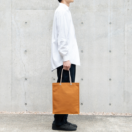 Light-brown / model: 180 cm