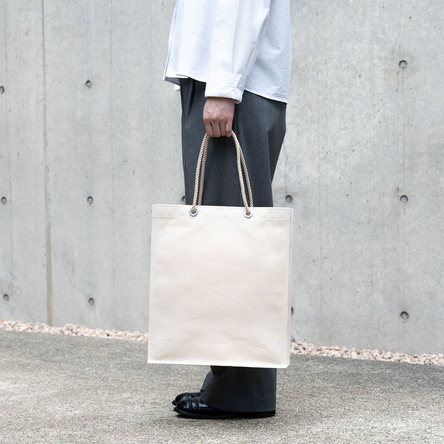 Off-white / model: 160 cm